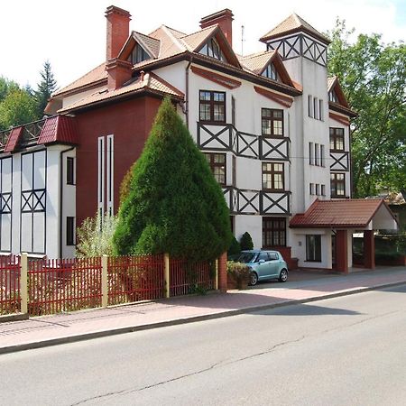 Hotel Familijny Osrodek Wypoczynkowo - Rehabilitacyjny Krynica-Zdrój Extérieur photo