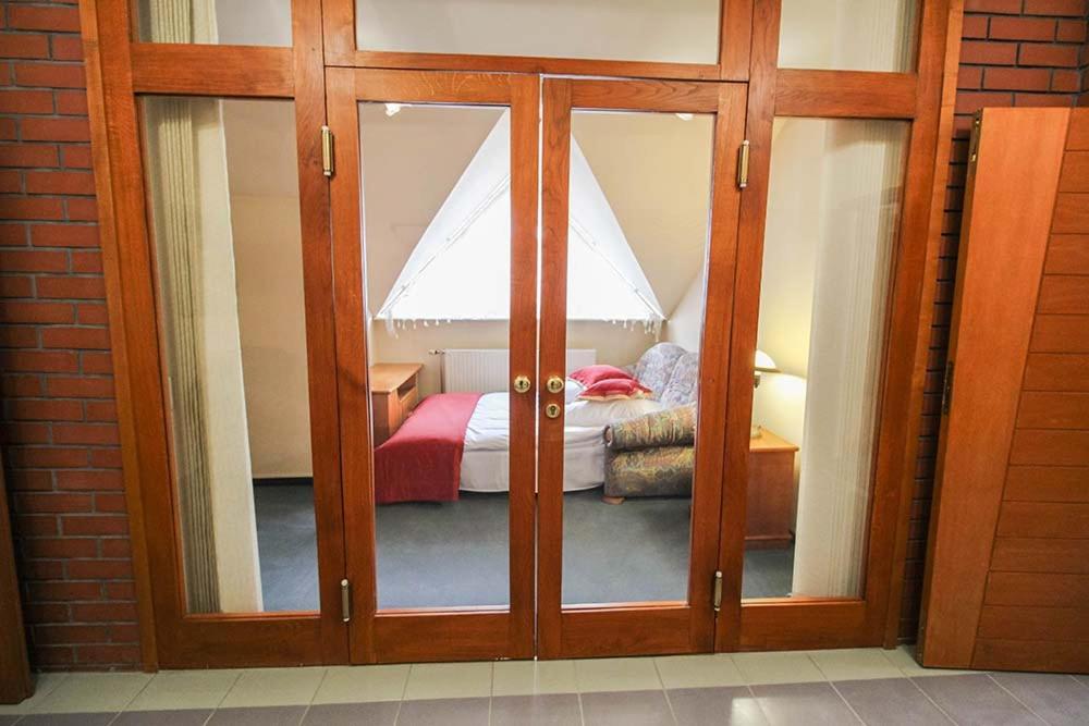 Hotel Familijny Osrodek Wypoczynkowo - Rehabilitacyjny Krynica-Zdrój Extérieur photo