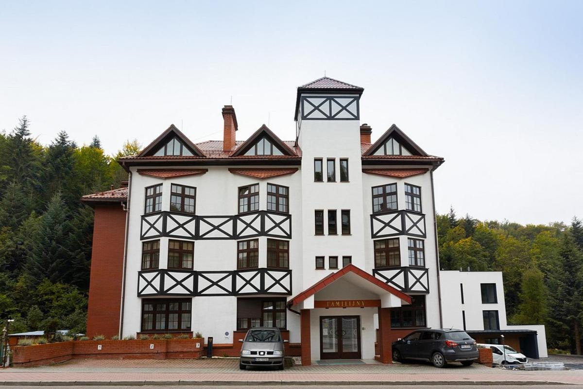Hotel Familijny Osrodek Wypoczynkowo - Rehabilitacyjny Krynica-Zdrój Extérieur photo