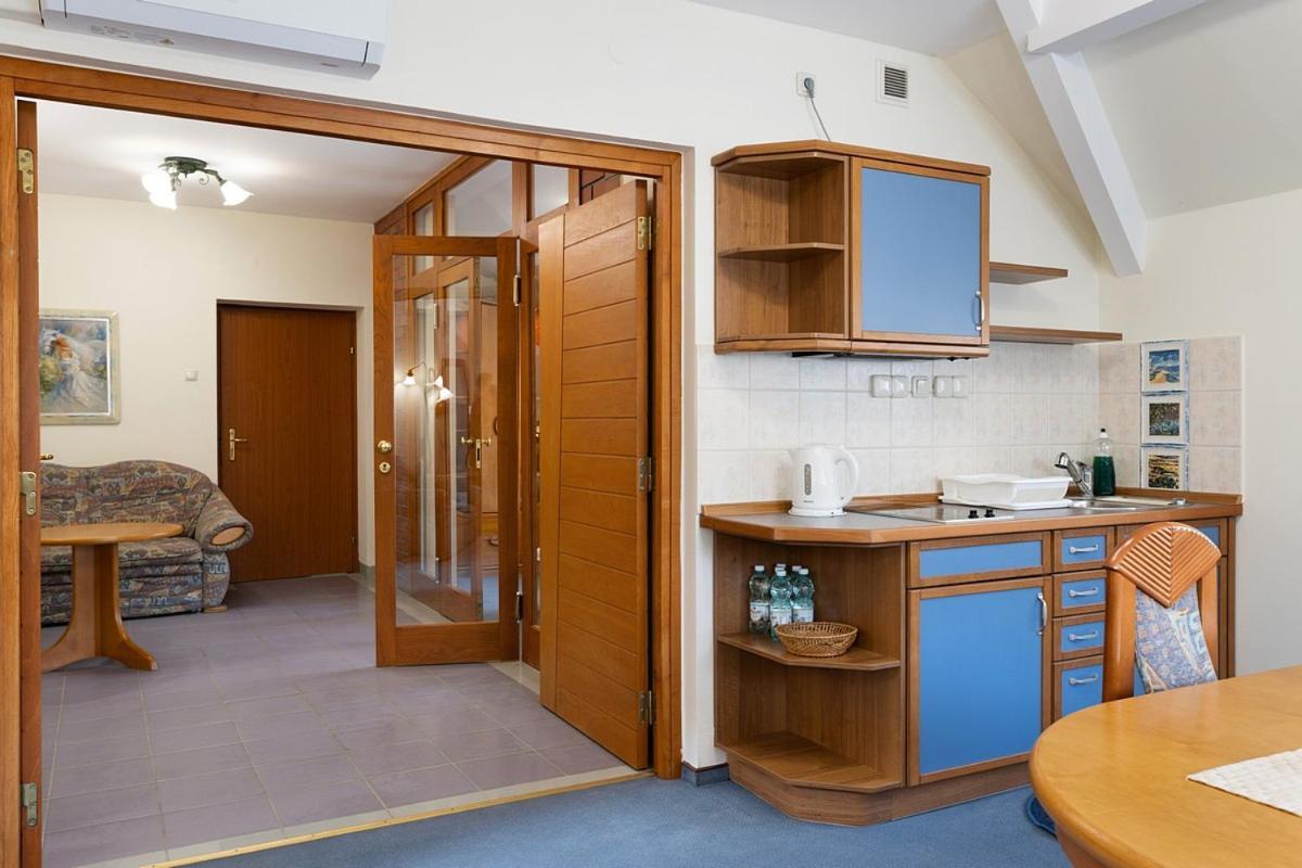 Hotel Familijny Osrodek Wypoczynkowo - Rehabilitacyjny Krynica-Zdrój Extérieur photo