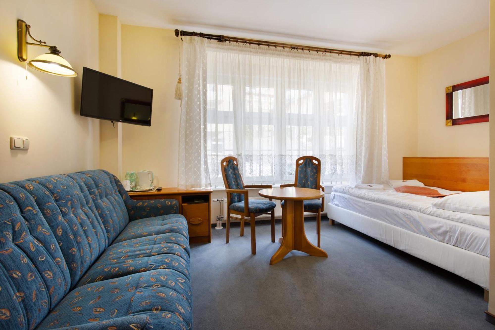 Hotel Familijny Osrodek Wypoczynkowo - Rehabilitacyjny Krynica-Zdrój Extérieur photo