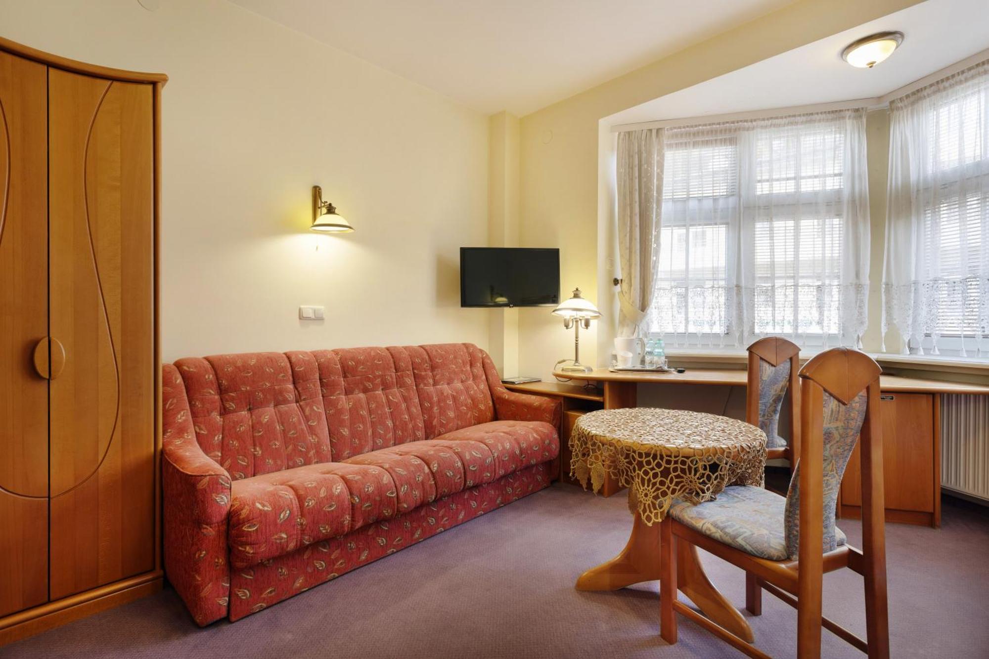 Hotel Familijny Osrodek Wypoczynkowo - Rehabilitacyjny Krynica-Zdrój Extérieur photo