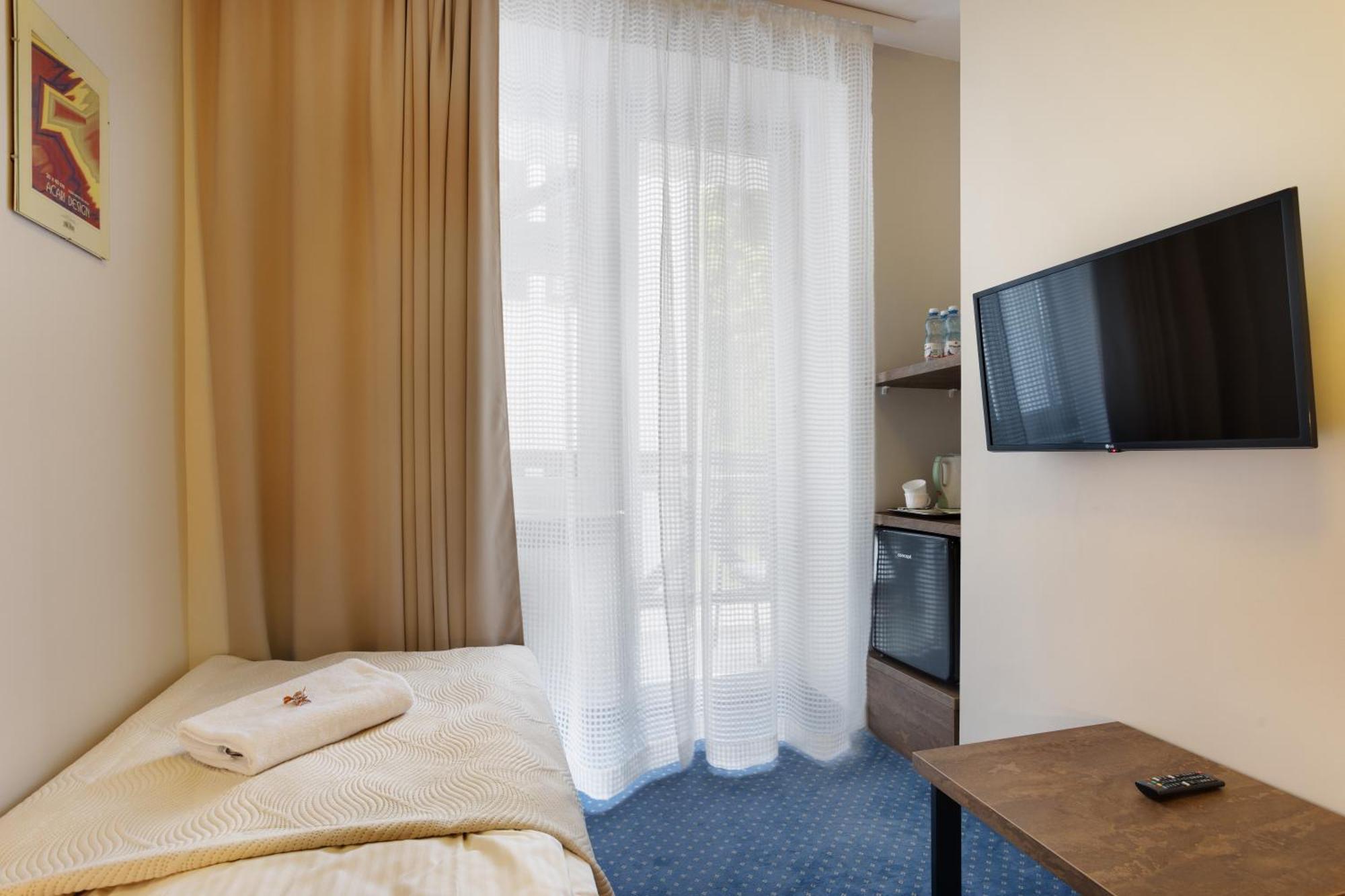 Hotel Familijny Osrodek Wypoczynkowo - Rehabilitacyjny Krynica-Zdrój Extérieur photo