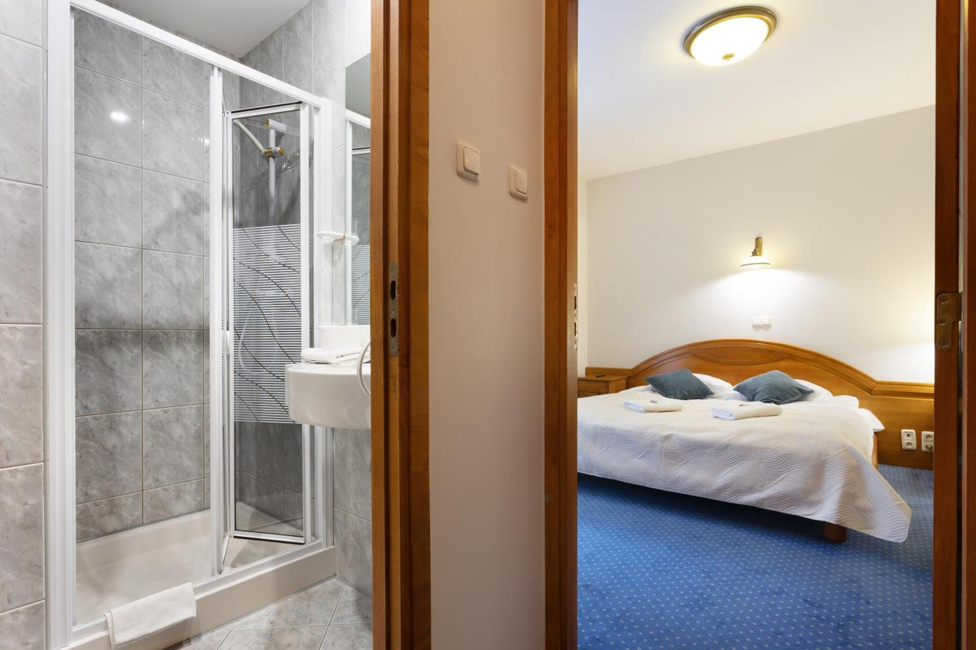 Hotel Familijny Osrodek Wypoczynkowo - Rehabilitacyjny Krynica-Zdrój Extérieur photo